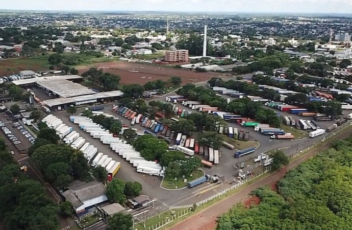 Foz do Iguaçu atinge o segundo maior movimento da história do Porto Seco