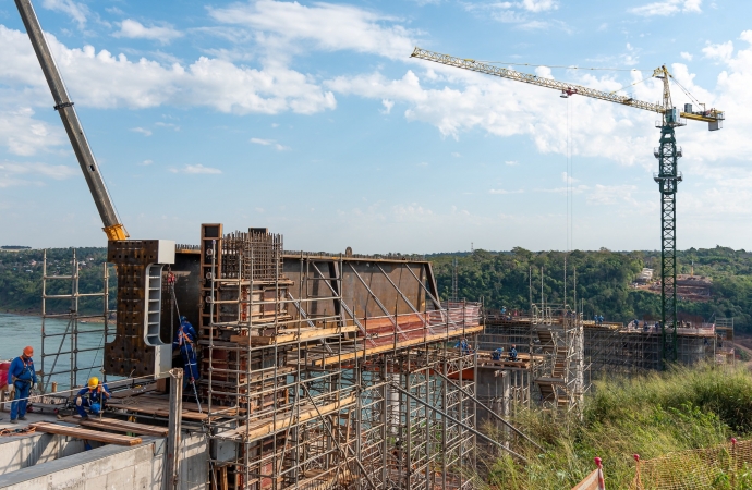 Geração de empregos: obra da Perimetral Leste abre vagas para trabalhadores da região