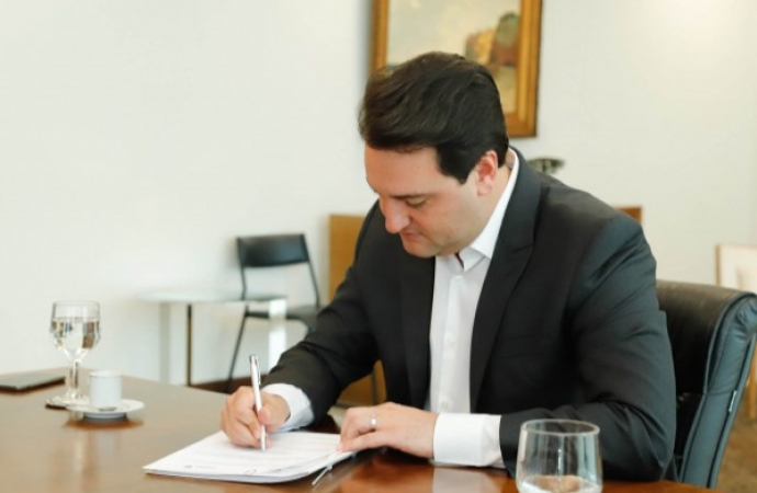 Governador anuncia novos nomes no secretariado: Guto Silva, Marcio Nunes e Luizão Goulart
