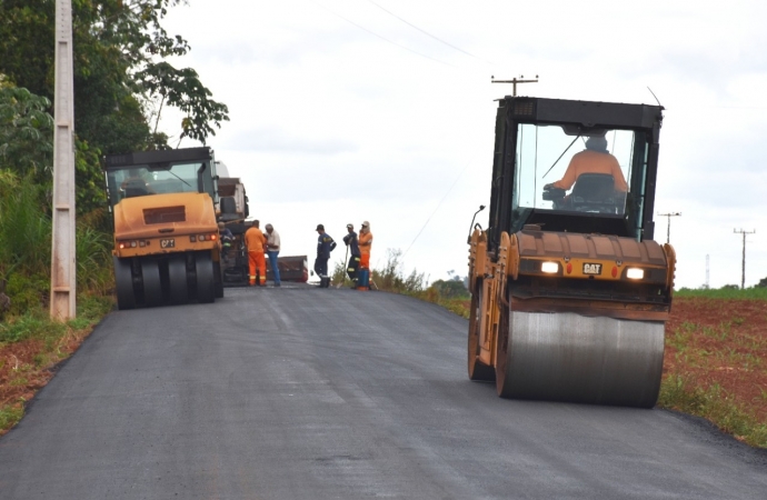 Governo de São Miguel inicia obra de pavimentação asfáltica na comunidade Alto Laranjita