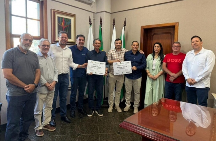 Governo do Estado garante repasse de R$ 5,2 milhões para nova sinalização turística em Foz do Iguaçu