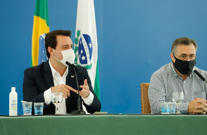 Governo do Paraná descarta criar um plano estatal próprio de imunizações