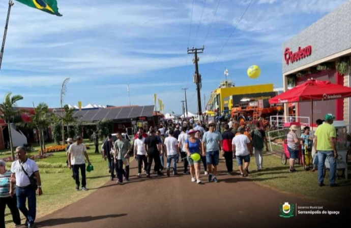 Governo Municipal de Serranópolis do Iguaçu disponibiliza transporte gratuito para o Show Rural 2025