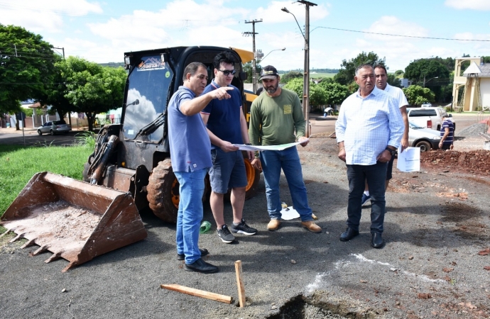 Governo Municipal inicia construção do projeto ‘Meu Campinho’ no Bairro Floresta