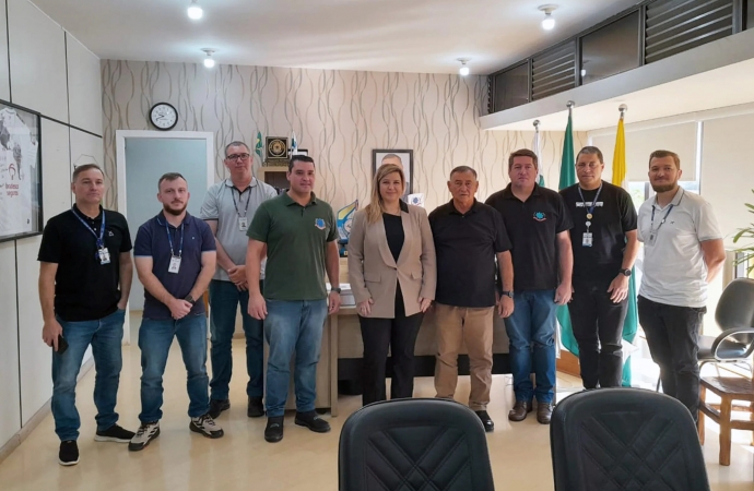 SMI: Governo Municipal recebe equipe da Sanepar para apresentação de obra de melhoria no sistema de abastecimento de água
