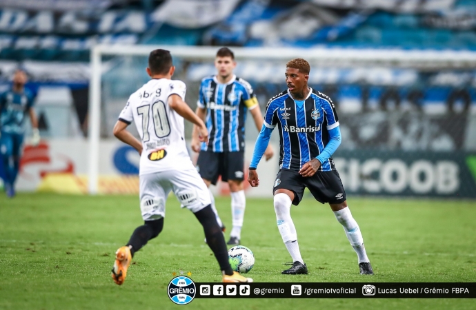 Grêmio busca o empate com o Atlético, mas "estaciona" no Brasileirão