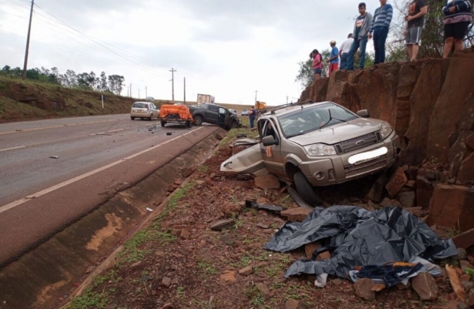 Homem morre em grave acidente na 