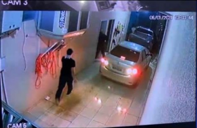 Homens armados rendem funcionário e roubam dois veículos em São Miguel do Iguaçu