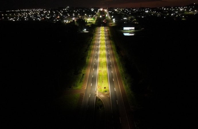 Iluminação pública na BR-277 está com mais de 90% das obras concluídas