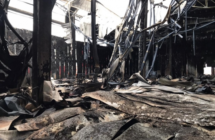 Imagens mostram estragos causados por incêndio no canteiro de obras da Frimesa em Assis Chateaubriand