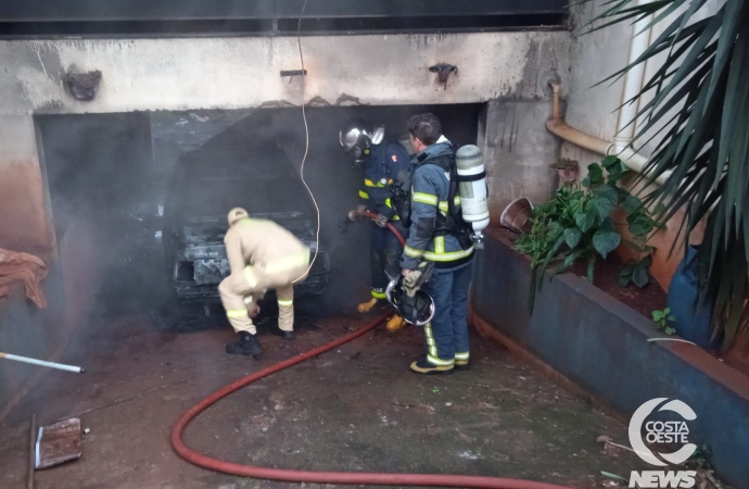 Incêndio consome casa em Medianeira