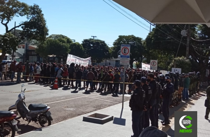 Indígenas realizam novo protesto contra a PL 490 em Guaíra