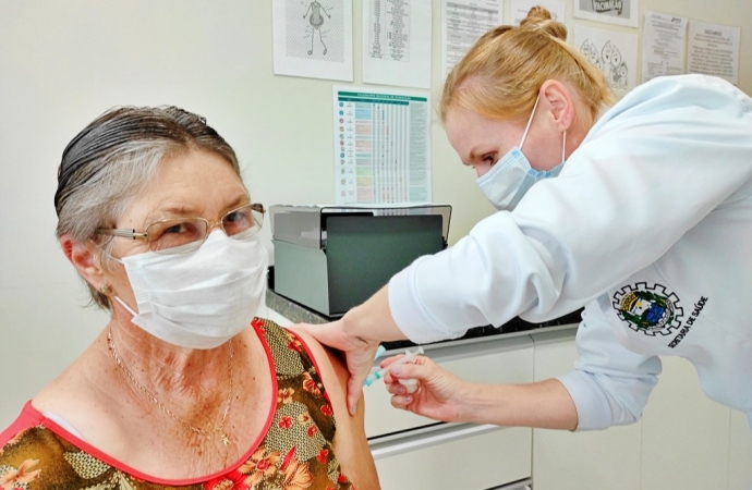 Itaipulândia é exemplo em imunização e já vacinou quase 1.700 pessoas