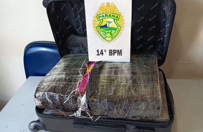 Patrulha Rural: Jovem é apreendido com mais de 25 kg de maconha ao lado da rodoviária de Medianeira