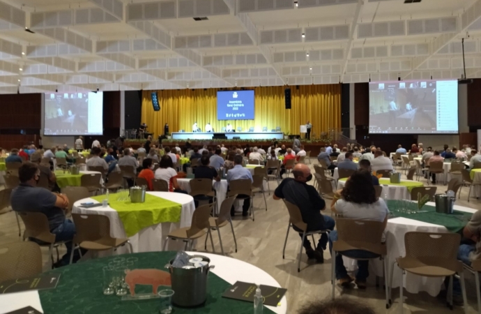 Lar Cooperativa realizou Assembléia Geral Ordinária na sexta-feira