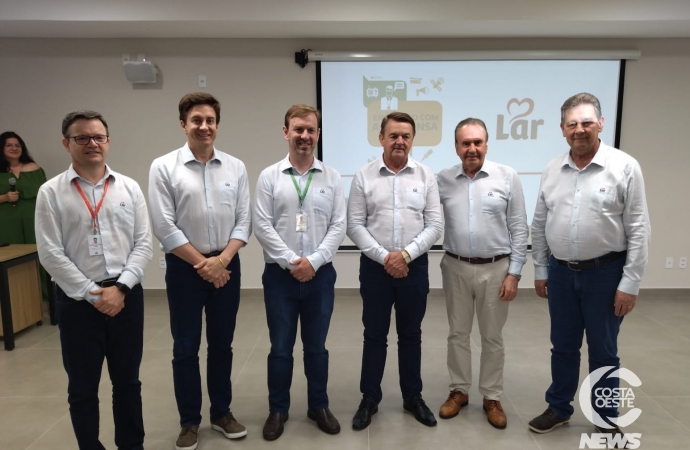 Lar Cooperativa reúne imprensa regional em confraternização de final de ano