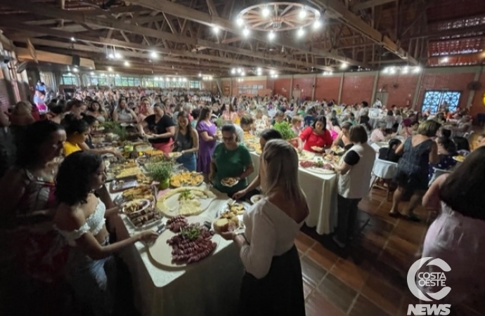 Mais de 400 mulheres participaram do 1º Chá da Mulher do CTG Medianeira