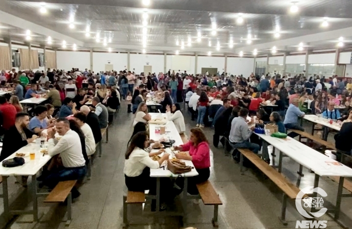 3ª edição do tradicional Risoto do Lar dos Idosos reúne milhares de pessoas em São Miguel do Iguaçu