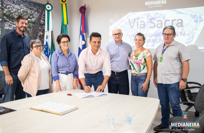 Medianeira lança oficialmente a “Via Sacra - peregrinação na Rota da Fé”