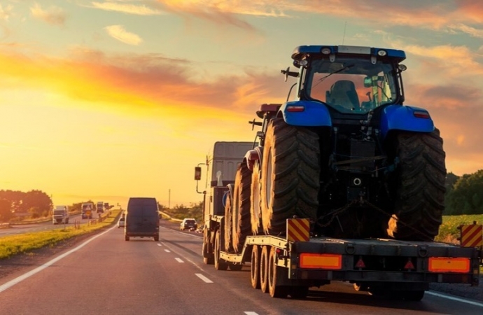 Ministério abre consulta pública sobre trânsito de máquinas agrícolas