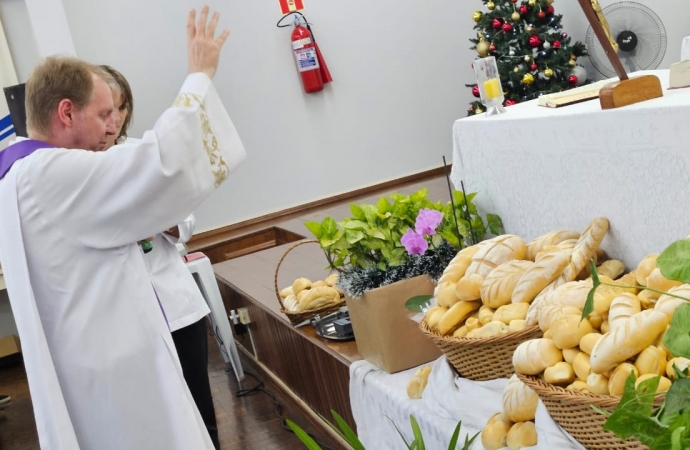 Missa marca aniversário de 53 anos da Coopavel