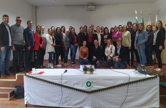 Missal esteve representado na Etapa Regional da IV Conferência Nacional de Educação em Foz do Iguaçu