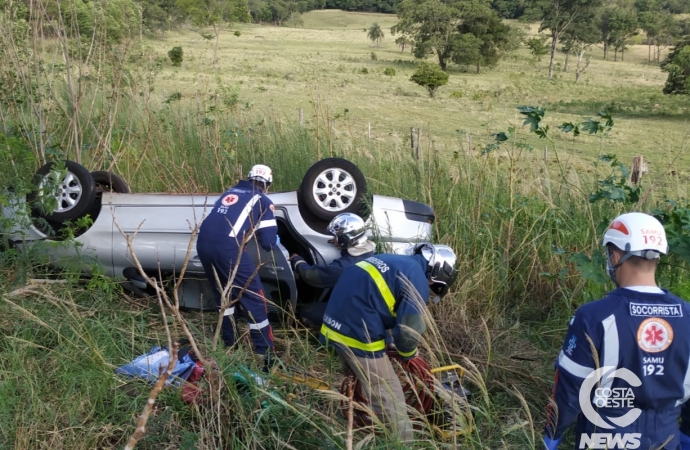 Condutor morre após capotar veículo próximo a ‘Serrinha de Diamante’