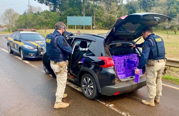 Moradores de Itaipulândia são presos com veículo roubado e droga no Rio Grande do Sul