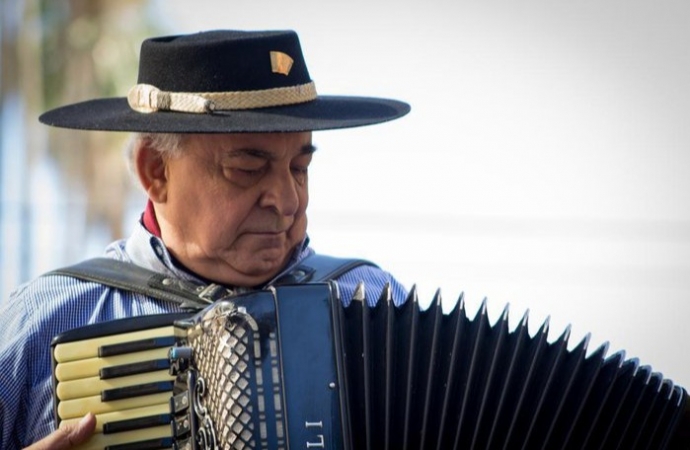 Morre Luiz Carlos Borges, cantor tradicionalista gaúcho