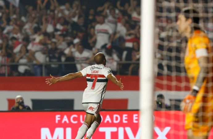 Morumbi de emoções! São Paulo vence Corinthians e vai à final da Copa do Brasil
