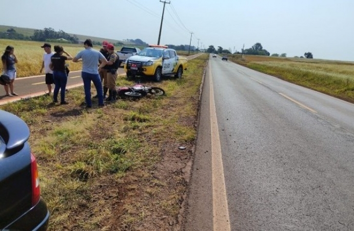 Motociclista fica ferido após sofrer queda na PR-495 em Santa Helena