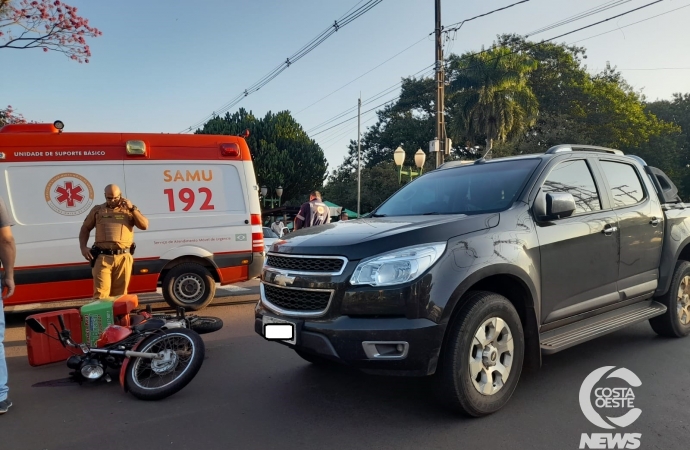 Motociclista fica ferido em acidente no centro de Santa Helena