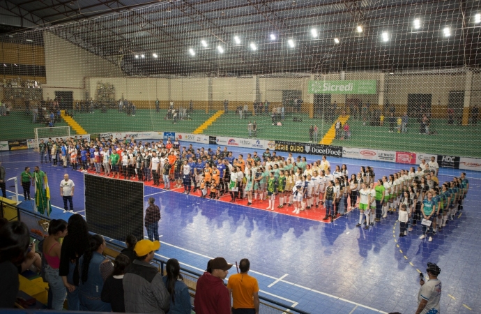 Muita emoção na abertura do 29º Interfirmas de futsal da ACISMI