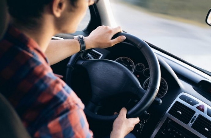 Multas de trânsito vão custear CNH para pessoas de baixa renda
