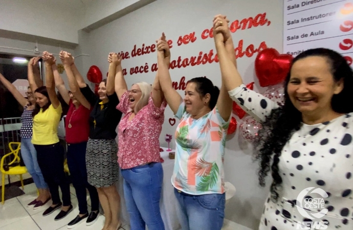 Na semana das mães, Auto Escola FK parabeniza todas as mamães habilitadas e guerreiras