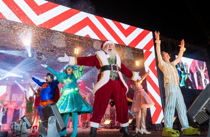 Natal Águas e Luzes leva milhares de pessoas ao Gramadão de Itaipu, na Vila A