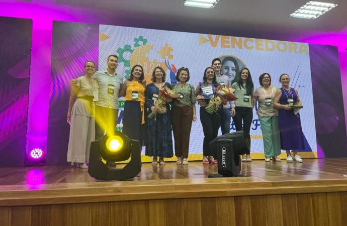 Nayara Vargas Witcell Fidelis ganha Prêmio Caciopar Mulher Empreendedora