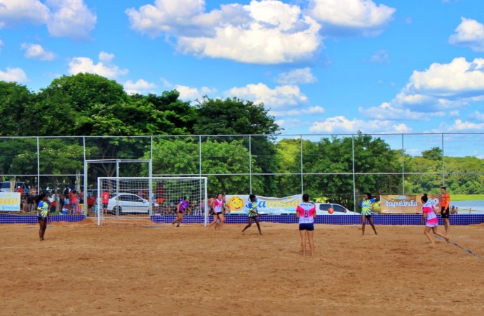 Neste domingo (20) tem Futebol de Areia e Cabo de Guerra no ItaVerão