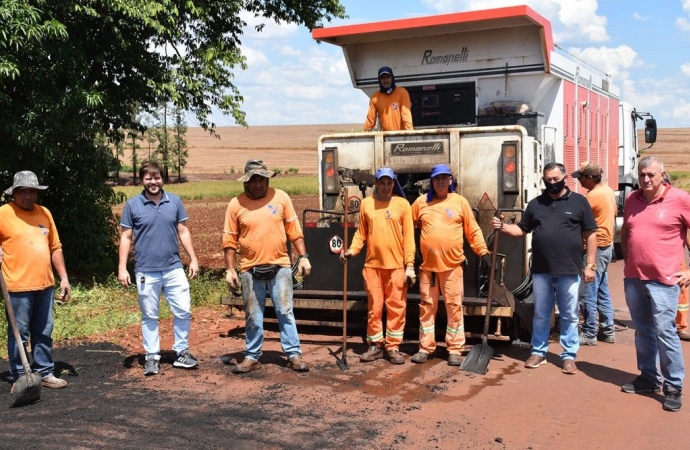 São Miguel do Iguaçu: Nova camada de asfalto vai garantir mais vida útil à estrada da São Lourenço