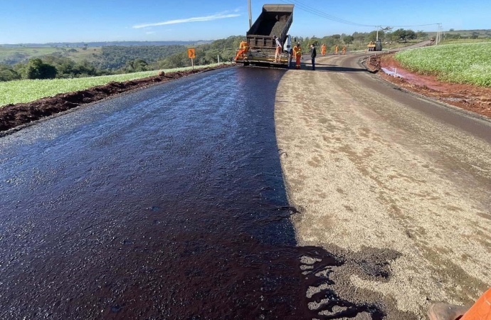 Nova estrada pavimentada entre Santa Helena e Ramilândia chega a 59,6% de execução