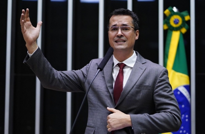 Nunes Marques suspende decisão que indeferiu candidatura de Deltan