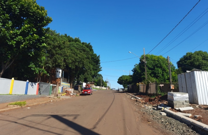 Obras na Avenida Pedro Calegaro no Portão Ocoí devem ser retomadas na próxima semana