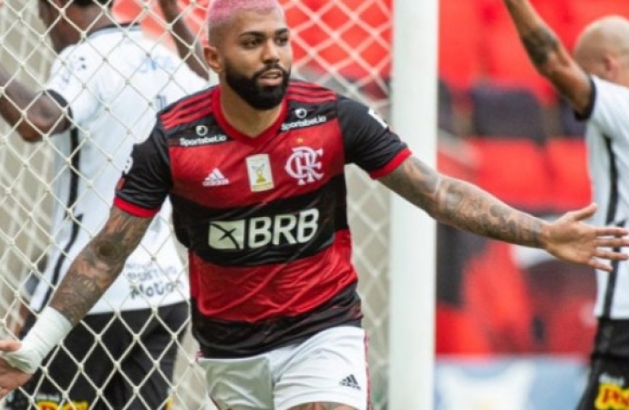 Ouça os gols: Com um a menos, Inter perde para o Flamengo e não é mais líder do Brasileirão