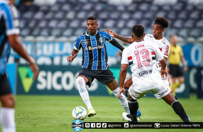 Ouça os gols: Grêmio sofre virada para o São Paulo e dá adeus às chances de G-4 no Brasileirão