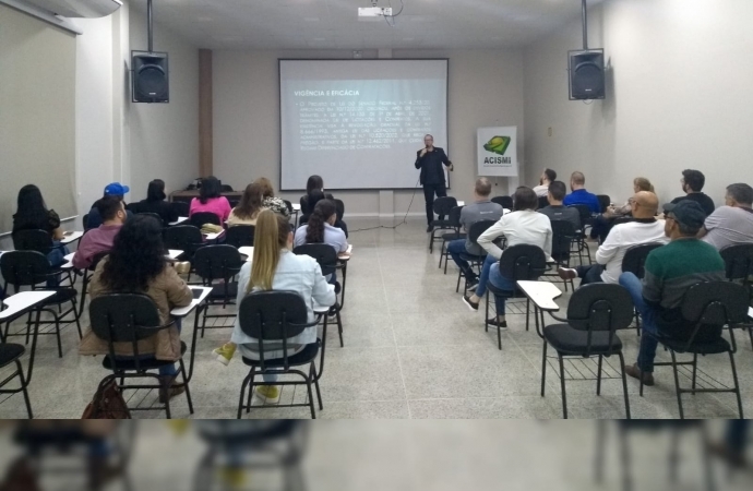 Palestra na ACISMI esclarece sobre a Nova Lei das Licitações