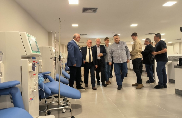 Paraná amplia atendimento a pacientes renais com nova unidade de terapia em Cascavel