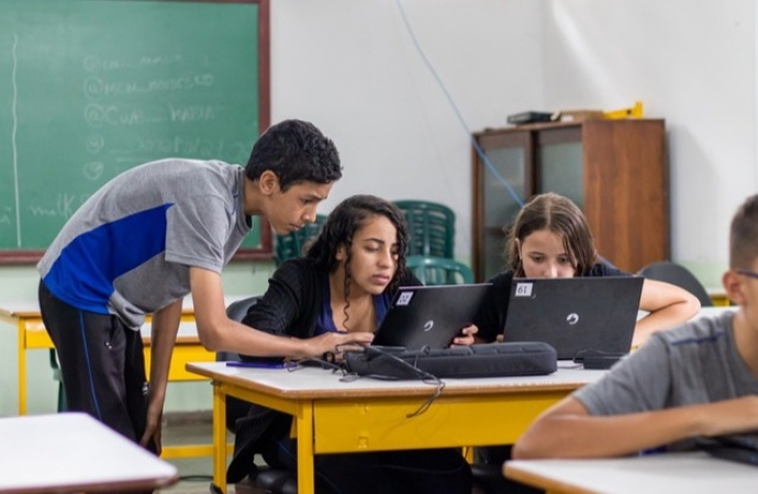 Paraná tem 50 mil vagas em cursos técnicos na rede estadual de ensino; veja como se inscrever