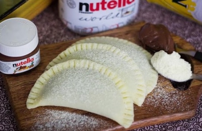 Pastel de leite ninho com nutella