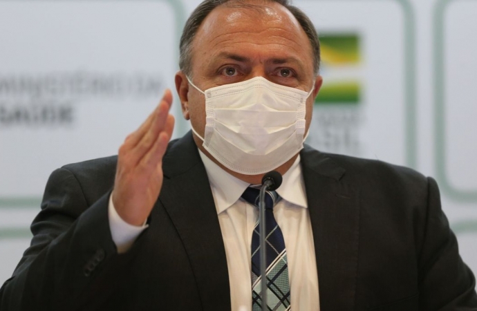 Pazuello afirma que há tratativas para mudanças no Ministério da Saúde