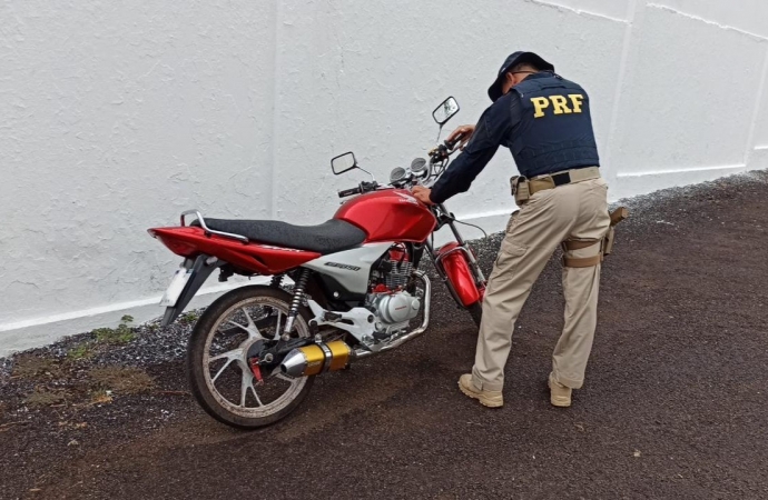Pela manhã, ação da PRF na Ponte da Amizade prende assaltante e recupera motocicleta roubada na noite de ontem